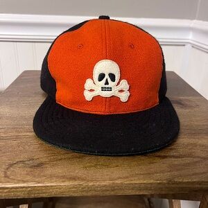 Ebbets 1935 Sioux City Ghosts stapback